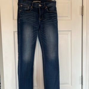 Express denim. Style is skinny mid rise. Size 4.